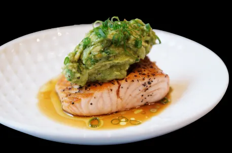 Paiche en Salsa de Aguacate